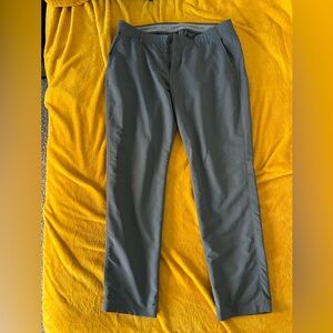 Men’s Under Armour size 38 Pants